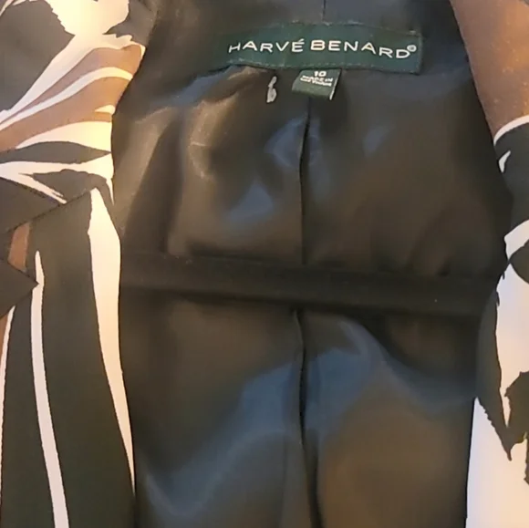 Harvé Benard jacket size 10 can be pairs with anything - Picture 4 of 4